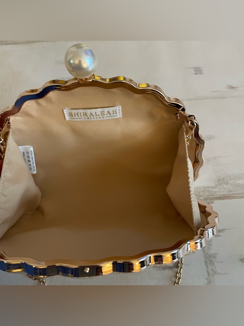 Shiraleah Ariel Minaudiere Seashell Clutch Neutral - Picture 5 of 10